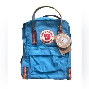 NWT Fjällräven Kånken Rainbow kids size